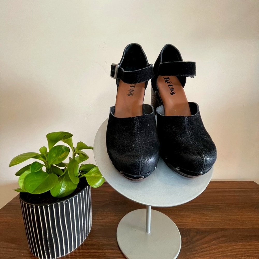 KORKS Suede Ankle Strap Clog